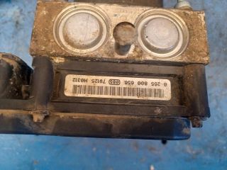 bontott RENAULT THALIA II ABS Kocka