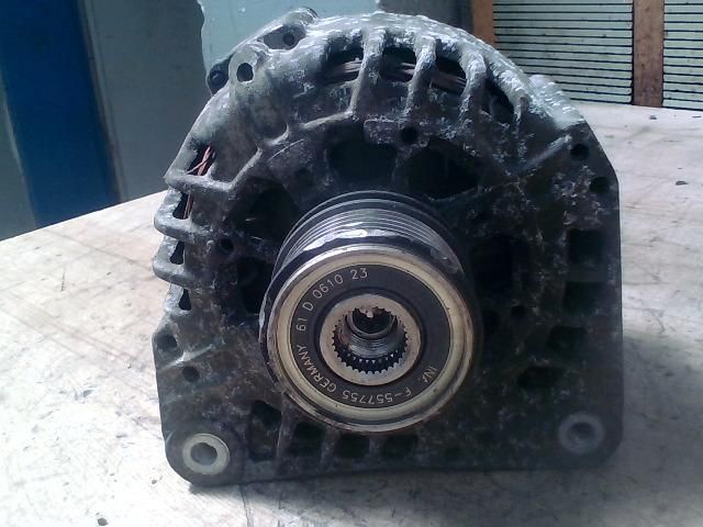 bontott RENAULT THALIA II Generátor