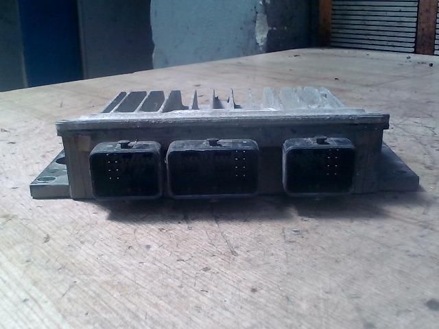 bontott RENAULT THALIA II Motorvezérlő