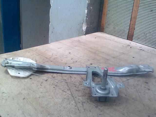 bontott RENAULT THALIA II Bal hátsó Ablakemelő Szerkezet (Mechanikus)