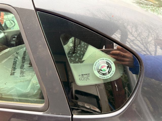 bontott RENAULT THALIA II Bal hátsó Fixüveg (Ajtóban)