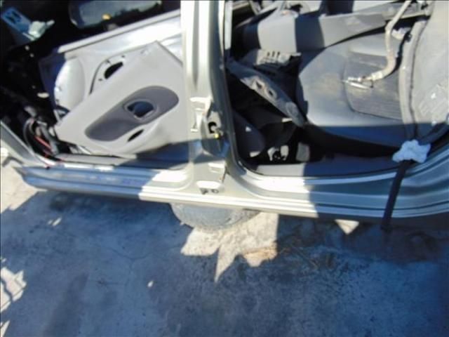 bontott RENAULT THALIA II Bal Küszöb