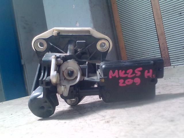 bontott RENAULT THALIA II Csomagtérajtó Kilincs