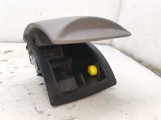 bontott RENAULT THALIA II Első Hamutartó