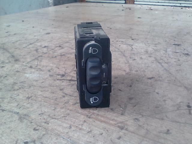 bontott RENAULT THALIA II Fényszórómagasság Állító Kapcsoló