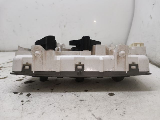 bontott RENAULT THALIA II Fűtéskapcsoló (manuális klímás)