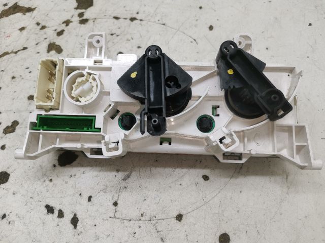 bontott RENAULT THALIA II Fűtéskapcsoló (manuális klímás)