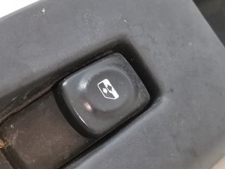 bontott RENAULT THALIA II Jobb első Ablakemelő Kapcsoló