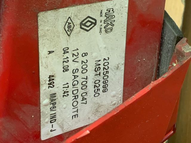 bontott RENAULT THALIA II Jobb Hátsó Lámpa