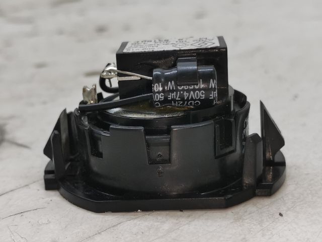 bontott RENAULT THALIA II Jobb Műszerfal Hangszóró