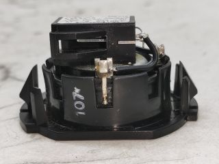 bontott RENAULT THALIA II Jobb Műszerfal Hangszóró