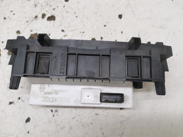 bontott RENAULT THALIA II Multifunkciós Kijelző