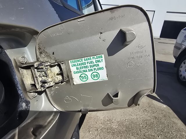 bontott RENAULT THALIA II Tankajtó
