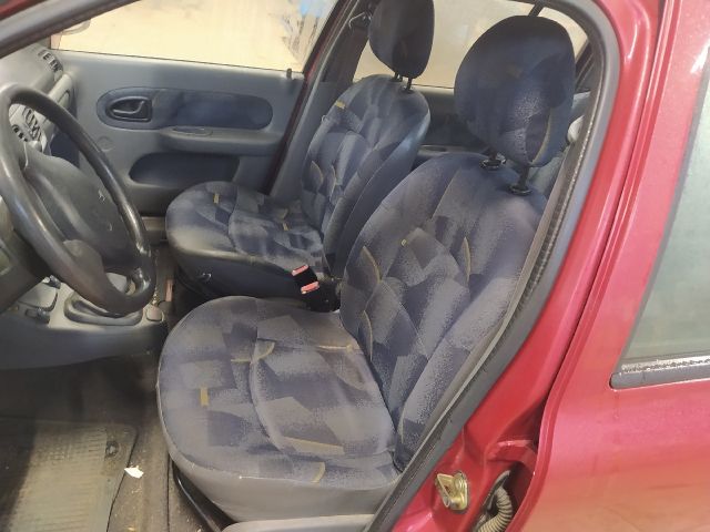 bontott RENAULT THALIA Jobb C Oszlop Burkolat