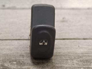 bontott RENAULT THALIA Jobb első Ablakemelő Kapcsoló