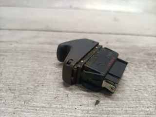 bontott RENAULT THALIA Jobb első Ablakemelő Kapcsoló