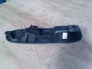 bontott RENAULT THALIA Jobb első Ablakemelő Kapcsoló