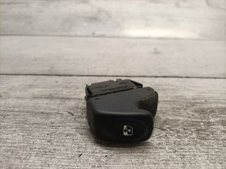 bontott RENAULT THALIA Jobb első Ablakemelő Kapcsoló