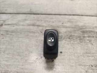 bontott RENAULT THALIA Jobb első Ablakemelő Kapcsoló