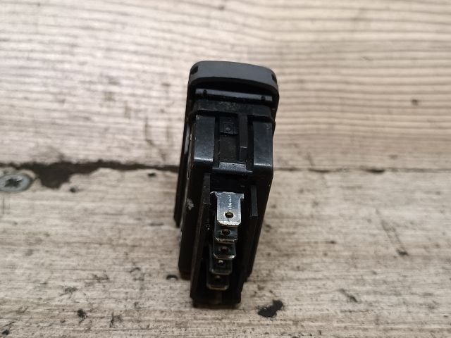 bontott RENAULT THALIA Jobb első Ablakemelő Kapcsoló