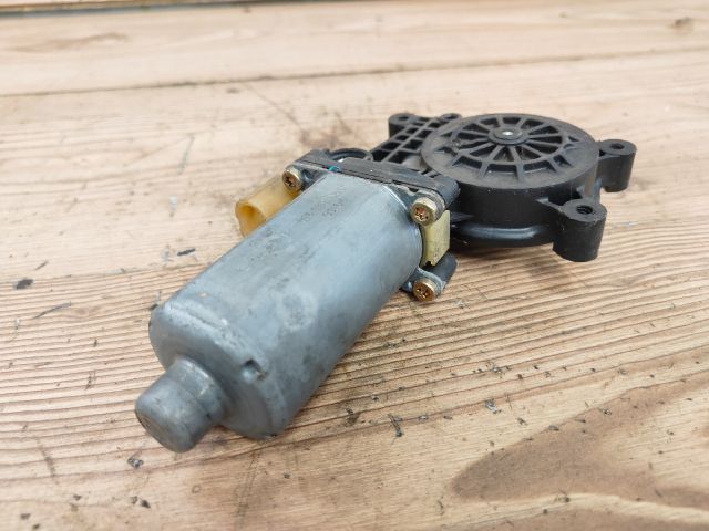 bontott RENAULT THALIA Jobb első Ablakemelő Motor