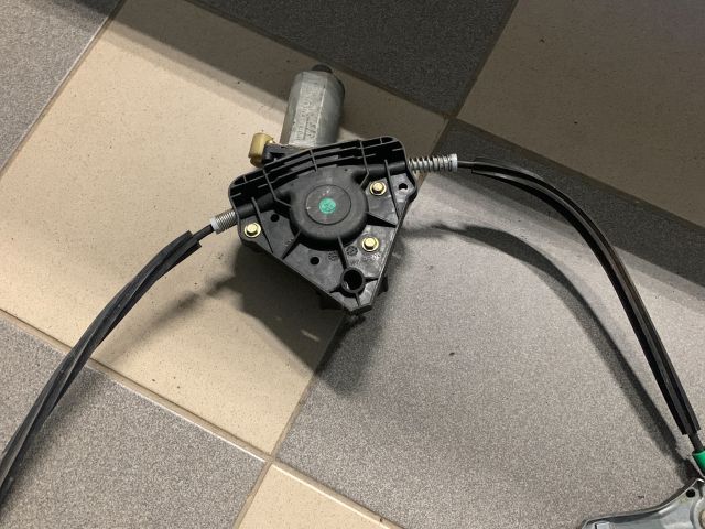 bontott RENAULT THALIA Jobb első Ablakemelő Szerkezet (Elektromos)