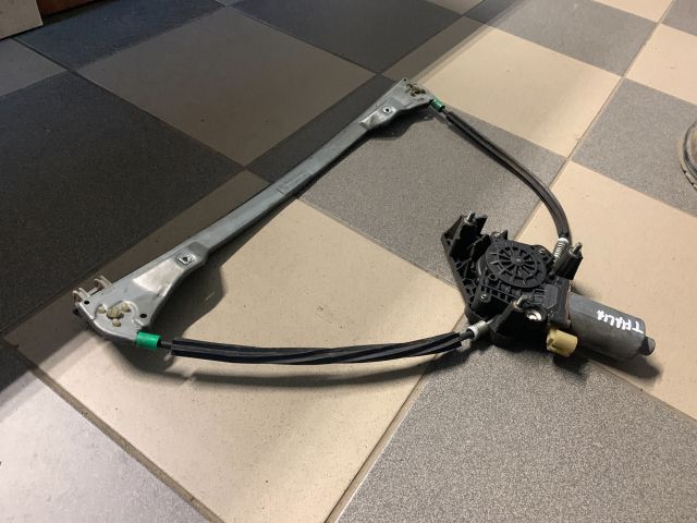 bontott RENAULT THALIA Jobb első Ablakemelő Szerkezet (Elektromos)