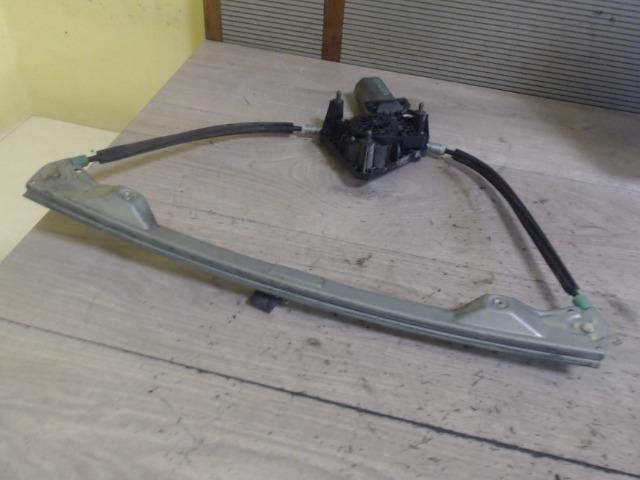 bontott RENAULT THALIA Jobb első Ablakemelő Szerkezet (Elektromos)