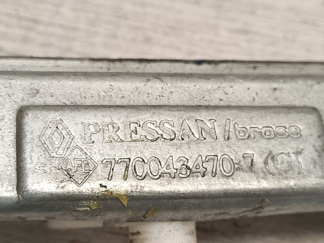 bontott RENAULT THALIA Jobb első Ablakemelő Szerkezet (Elektromos)