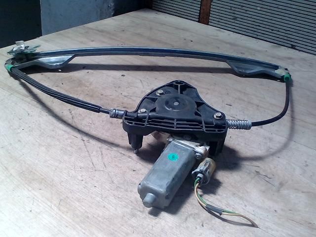 bontott RENAULT THALIA Jobb első Ablakemelő Szerkezet (Elektromos)