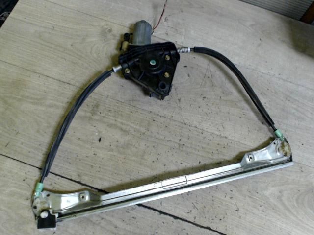 bontott RENAULT THALIA Jobb első Ablakemelő Szerkezet (Elektromos)