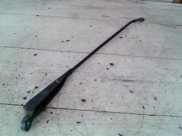 bontott RENAULT THALIA Jobb első Ablaktörlő Kar