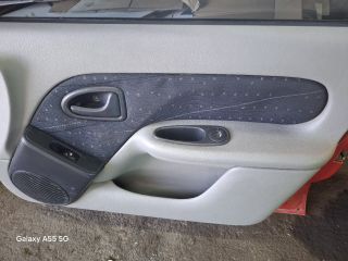 bontott RENAULT THALIA Jobb első Ajtó (Részeivel)