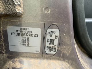 bontott RENAULT THALIA Jobb első Ajtó (Részeivel)