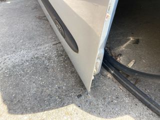 bontott RENAULT THALIA Jobb első Ajtó (Részeivel)