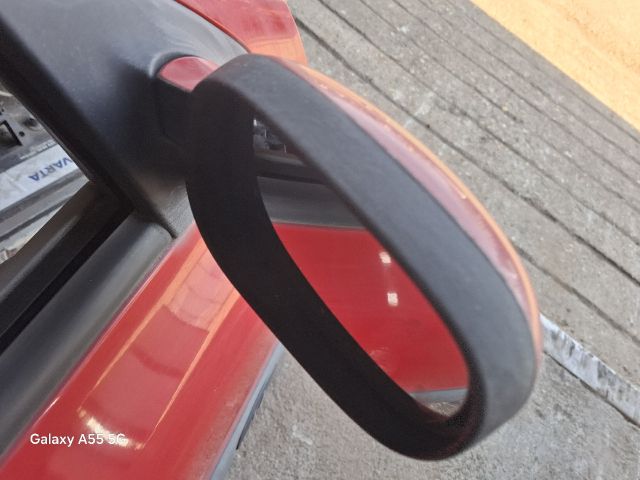 bontott RENAULT THALIA Jobb első Ajtó (Részeivel)