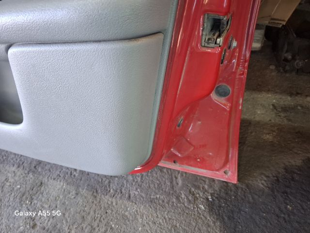 bontott RENAULT THALIA Jobb első Ajtó (Részeivel)