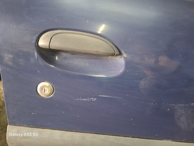 bontott RENAULT THALIA Jobb első Ajtó (Részeivel)