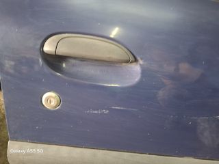 bontott RENAULT THALIA Jobb első Ajtó (Részeivel)