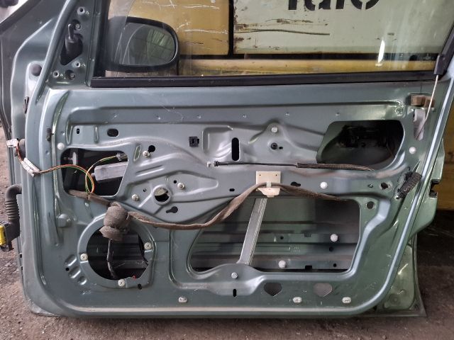 bontott RENAULT THALIA Jobb első Ajtó (Üres lemez)