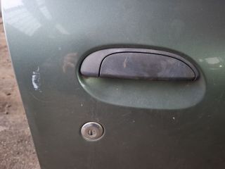 bontott RENAULT THALIA Jobb első Ajtó (Üres lemez)