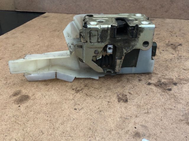 bontott RENAULT THALIA Jobb első Ajtózár