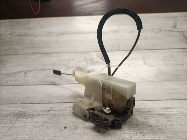 bontott RENAULT THALIA Jobb első Ajtózár