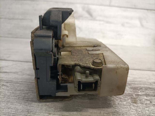 bontott RENAULT THALIA Jobb első Ajtózár