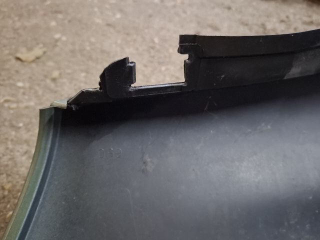 bontott RENAULT THALIA Jobb első Sárvédő