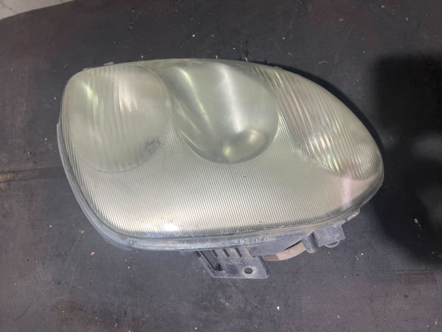 bontott RENAULT THALIA Jobb Fényszóró