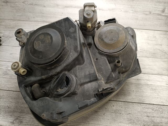 bontott RENAULT THALIA Jobb Fényszóró