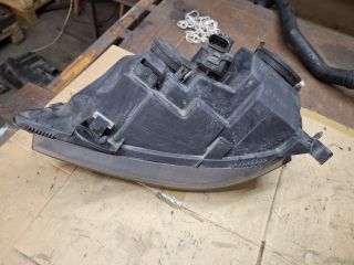 bontott RENAULT THALIA Jobb Fényszóró