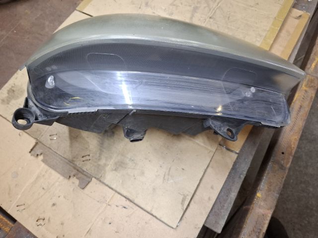 bontott RENAULT THALIA Jobb Fényszóró