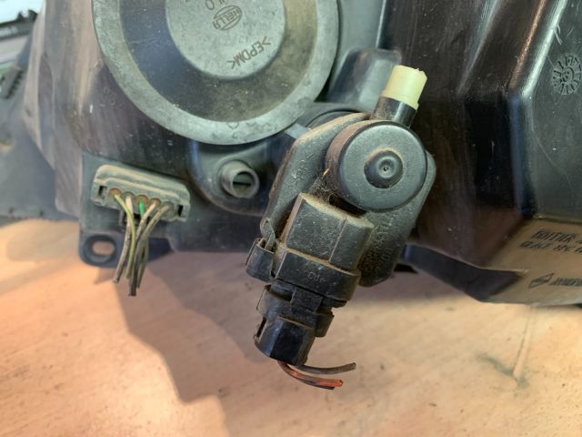 bontott RENAULT THALIA Jobb Fényszóró